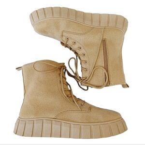 Taxi Combat Style Boot Thick Heel Platform Boots Size 9 Tan Lightweight Vegan